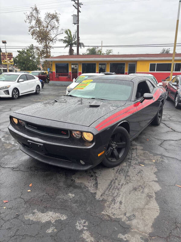 2014 Dodge Challenger R/T Plus