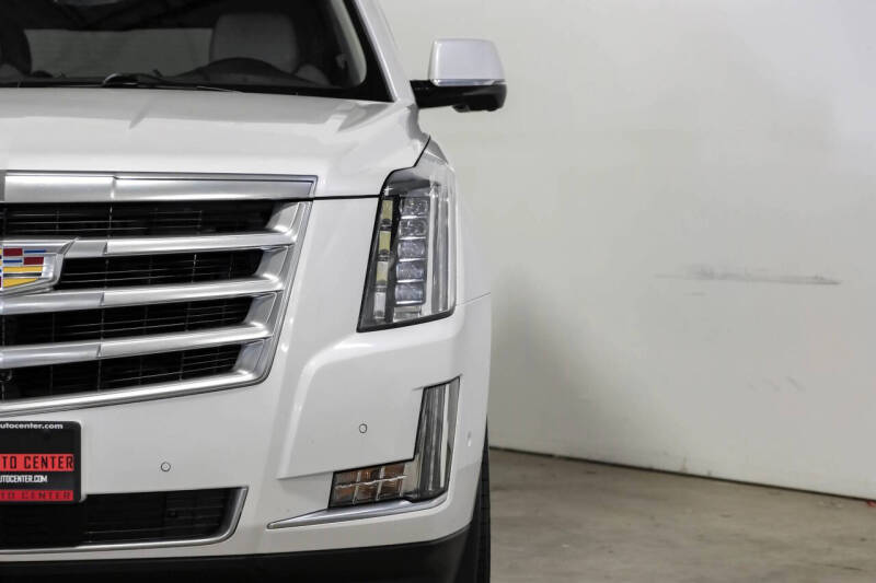 2020 Cadillac Escalade Luxury
