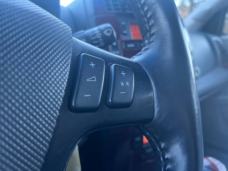 2005 Cadillac SRX