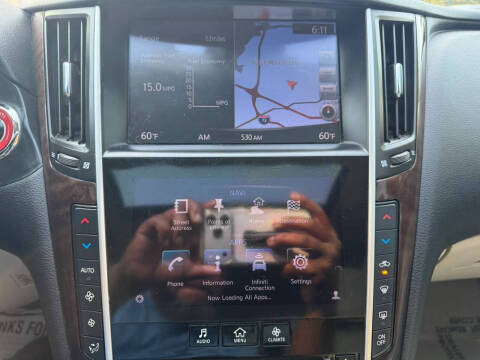 2015 Infiniti Q50