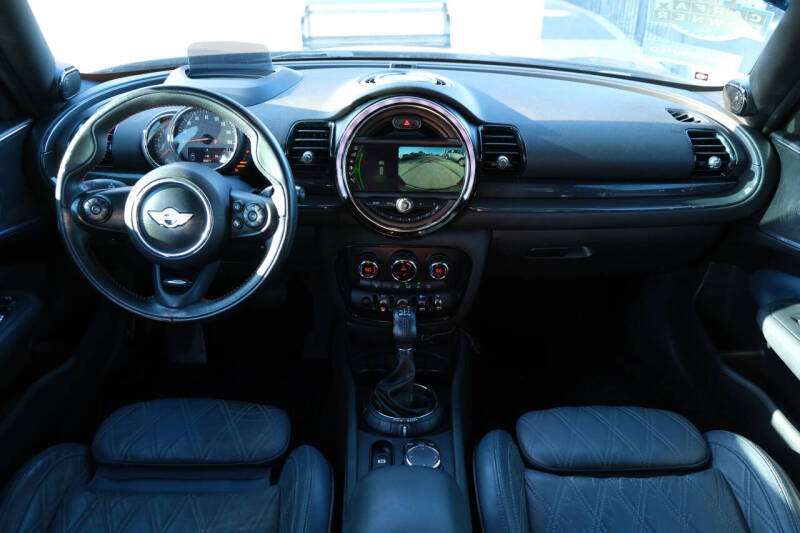 2017 MINI Clubman Cooper