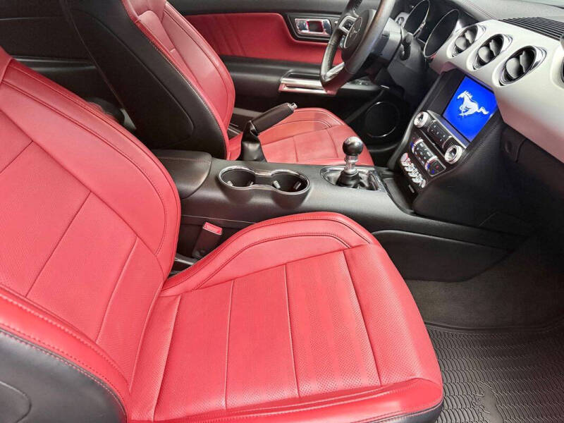 2017 Ford Mustang GT Premium