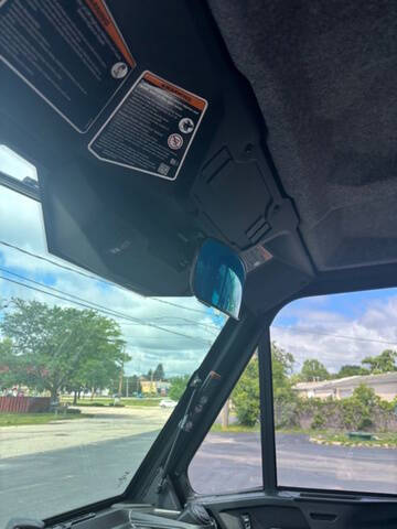 2025 Can-Am Defender