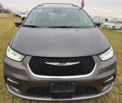 2022 Chrysler Pacifica Touring L