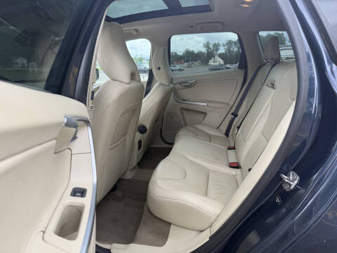2014 Volvo XC60 T6 Premier Plus