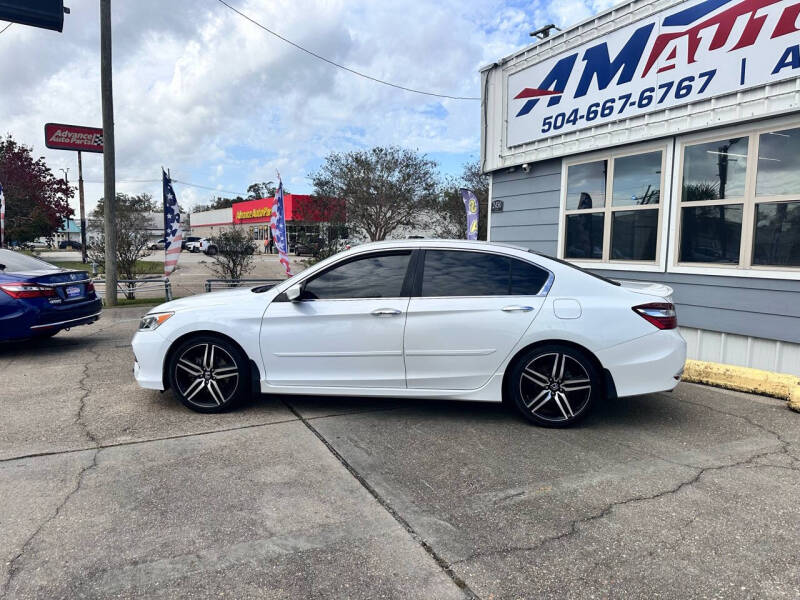 2017 Honda Accord Sport photo 4