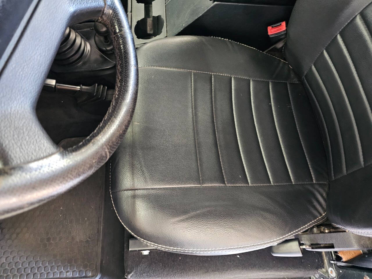 1990 Land Rover Defender 48