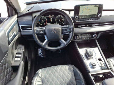 2022 Mitsubishi Outlander SEL