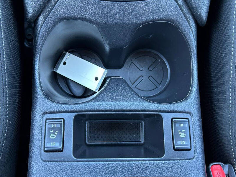 2017 Nissan Rogue Sport SV