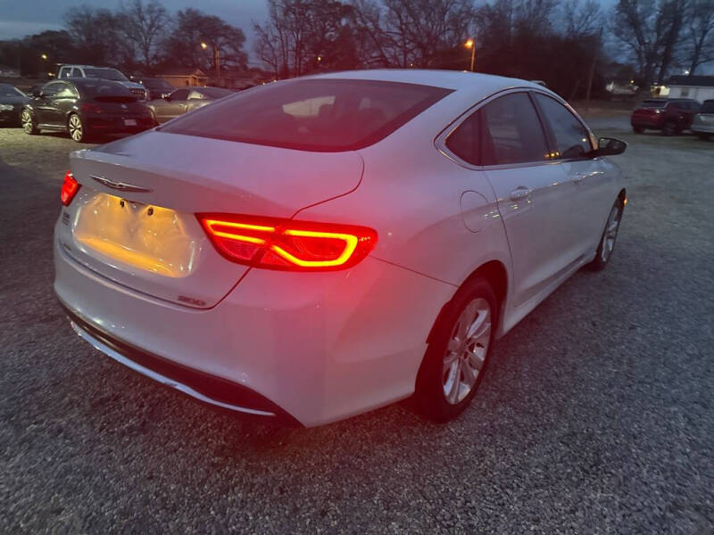 2016 Chrysler 200 Limited