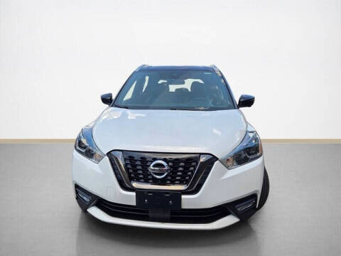 2020 Nissan Kicks SR