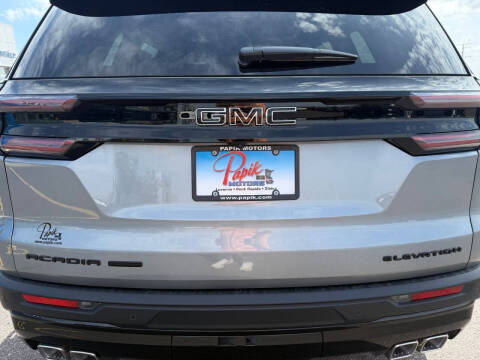 2026 GMC Acadia Elevation
