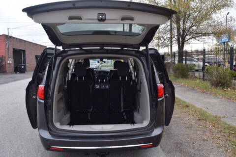 2018 Chrysler Pacifica Touring L