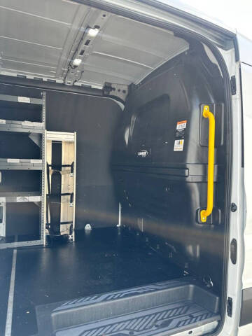2023 Ford E-Transit