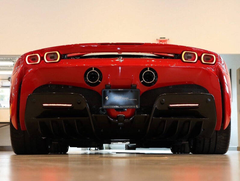 2023 Ferrari SF90 Spider