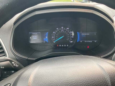 2022 Ford Edge SE