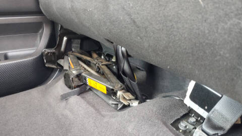 2022 Nissan Titan SV