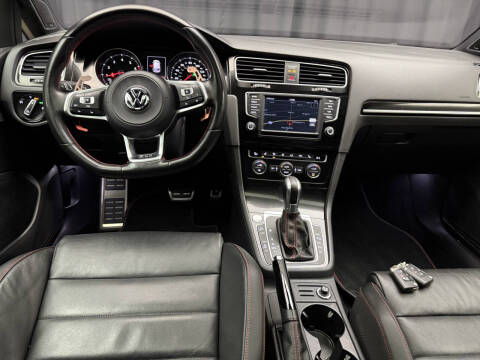 2017 Volkswagen Golf GTI Autobahn