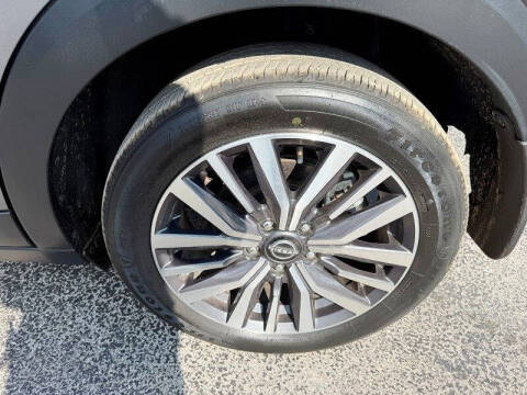 2022 Nissan Kicks SV