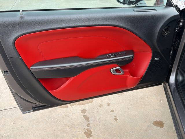 2018 Dodge Challenger 392 HEMI Scat Pack Shaker