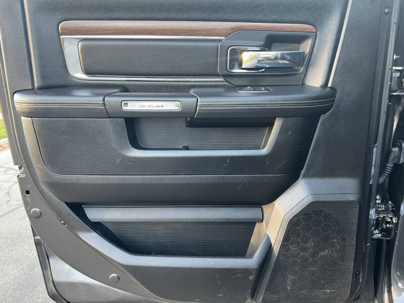 2017 RAM 2500 Laramie