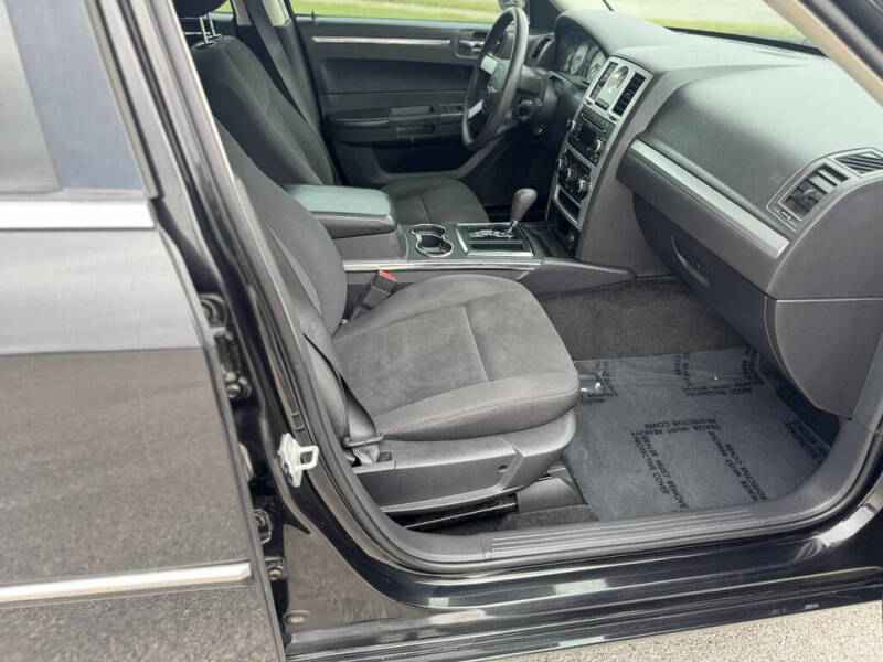 2010 Chrysler 300 Touring Plus