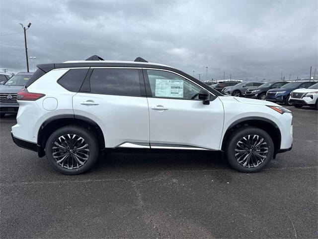 2025 Nissan Rogue Platinum