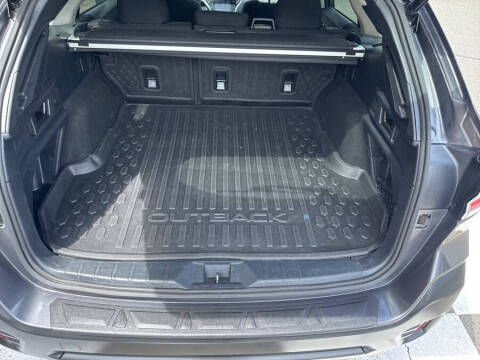 2022 Subaru Outback Premium