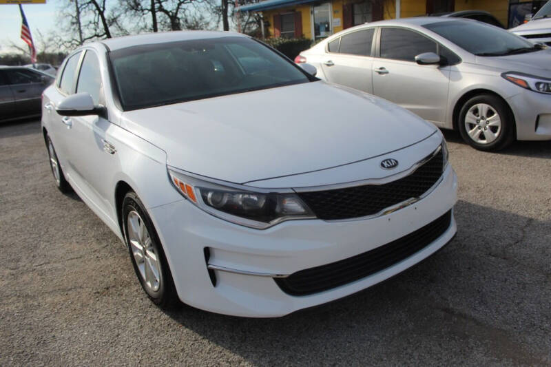 2016 Kia Optima LX photo 7