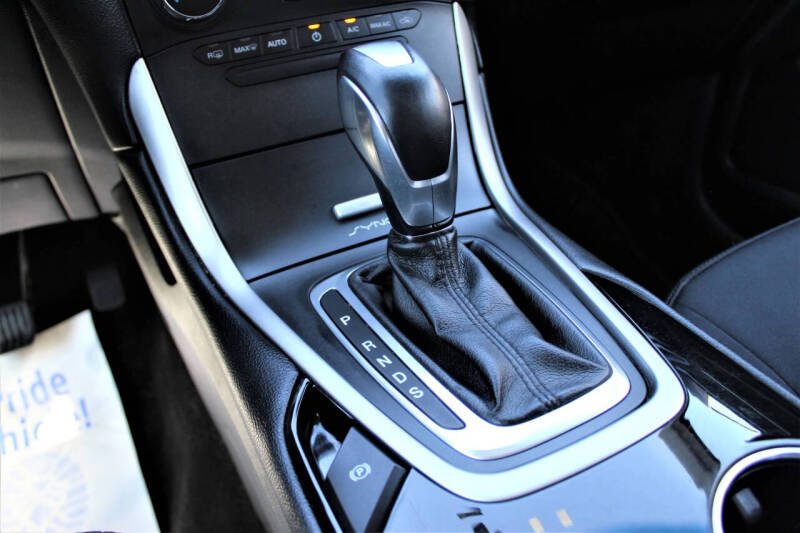 2017 Ford Edge SEL