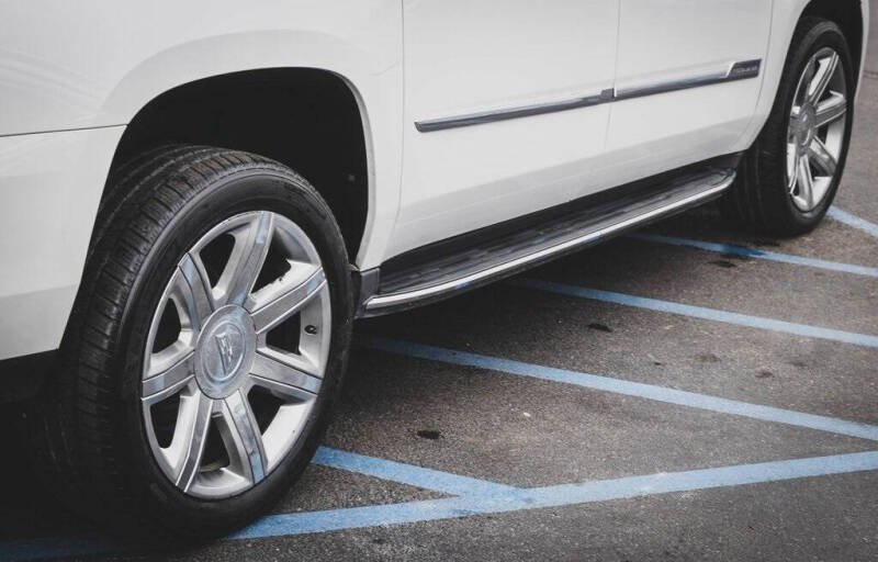 2016 Cadillac Escalade ESV Luxury Collection