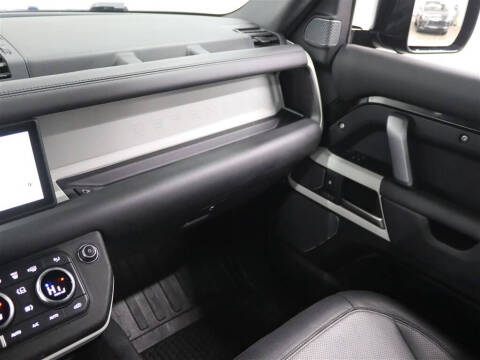 2022 Land Rover Defender 110 X-Dynamic HSE