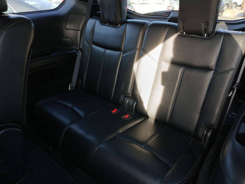 2019 Nissan Pathfinder SL