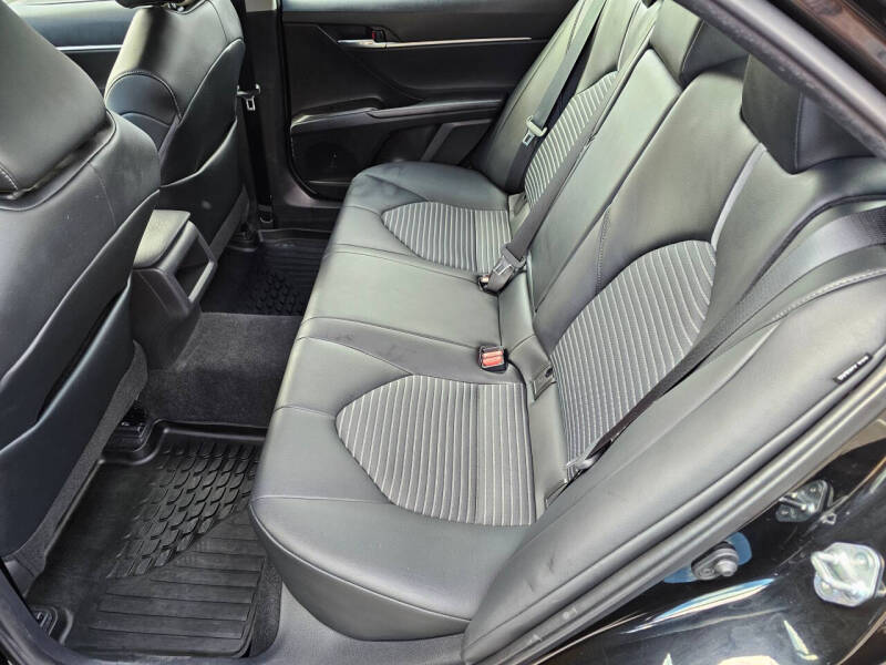 2022 Toyota Camry SE Nightshade