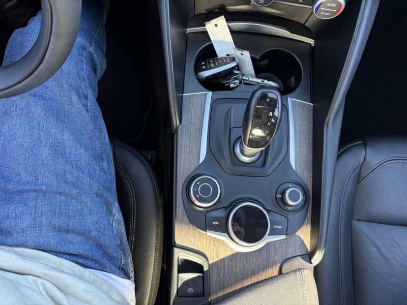 2017 Alfa Romeo Giulia Ti