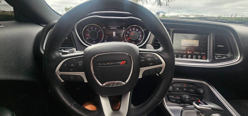 2015 Dodge Challenger R/T Plus