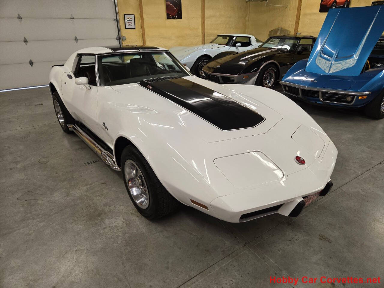 1976 Chevrolet Corvette 30