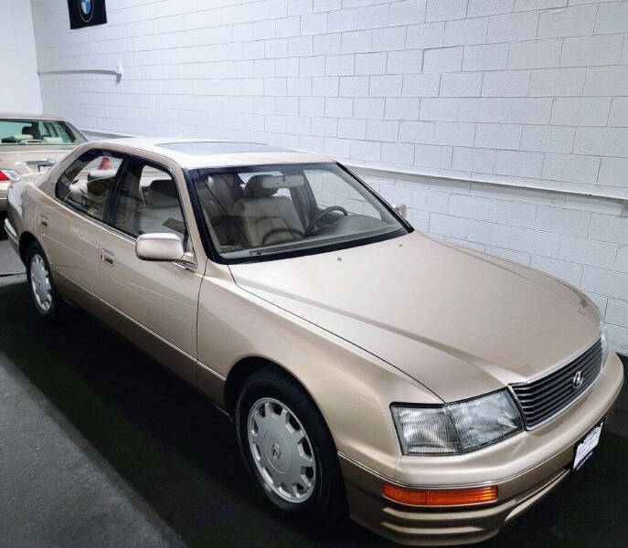 1996 Lexus LS 400