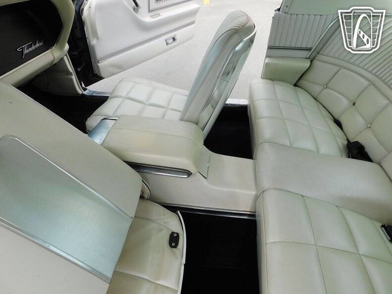 1966 Ford Thunderbird