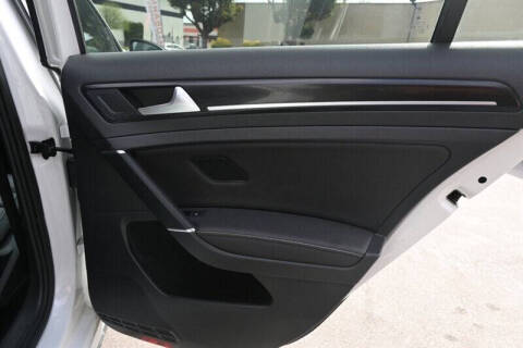 2019 Volkswagen Golf R 4Motion