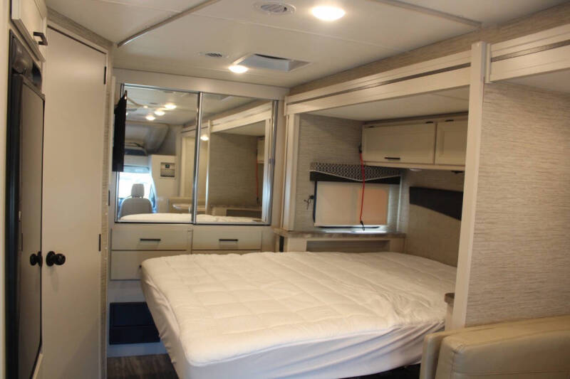 2022 Thor Motor Coach Compass 23TW