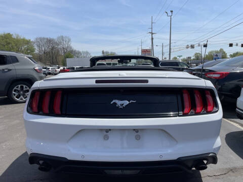 2022 Ford Mustang EcoBoost Premium