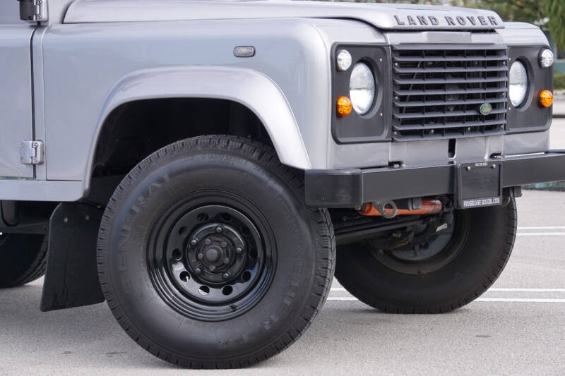 1991 Land Rover Defender