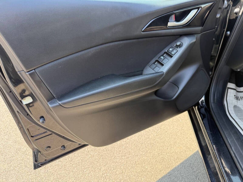 2014 Mazda MAZDA3 i Sport