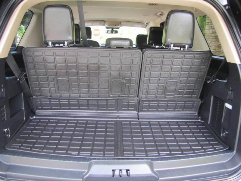 2022 Ford Expedition XLT