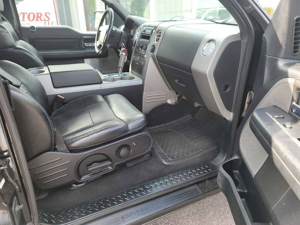 2004 Ford F-150 37