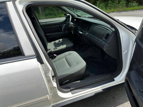 2010 Ford Crown Victoria