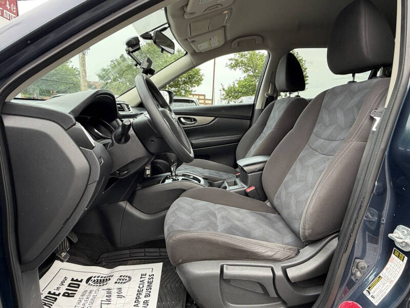 2016 Nissan Rogue S
