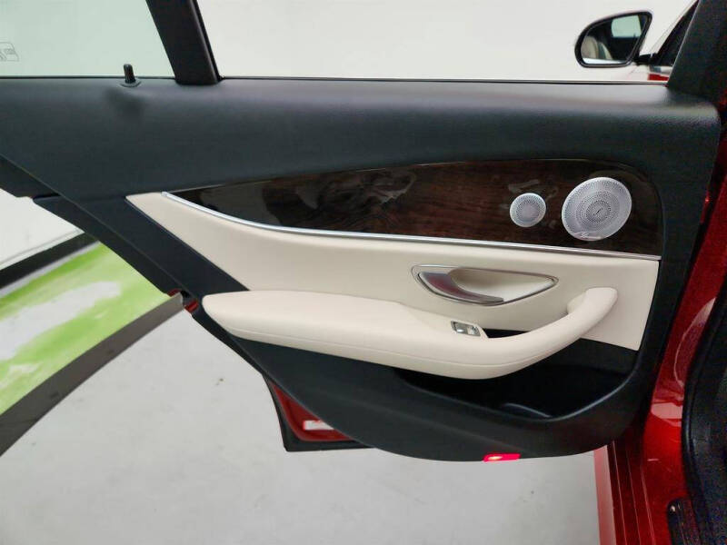 2019 Mercedes-Benz E-Class E 300