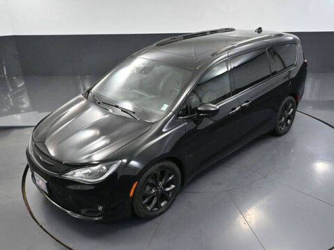 2019 Chrysler Pacifica Touring L Plus